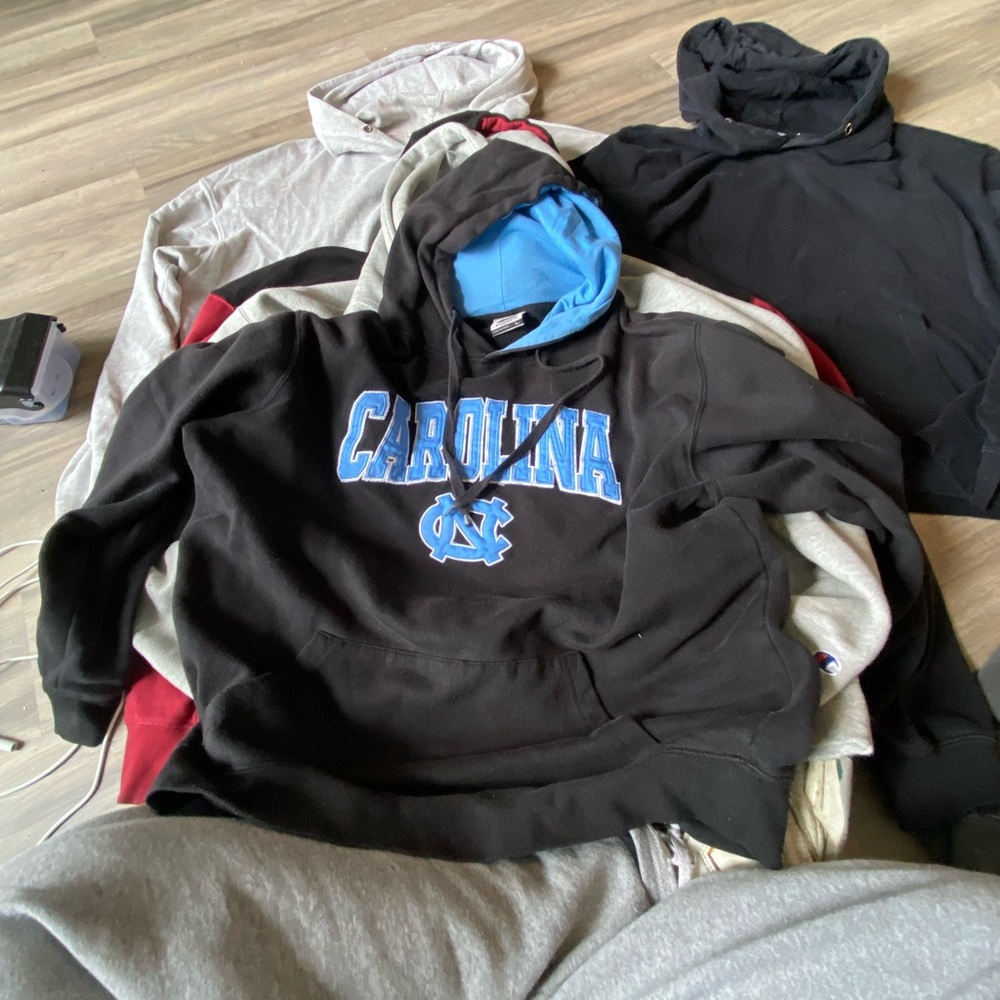 North Carolina Tarheels Hoodie Men’s Size M